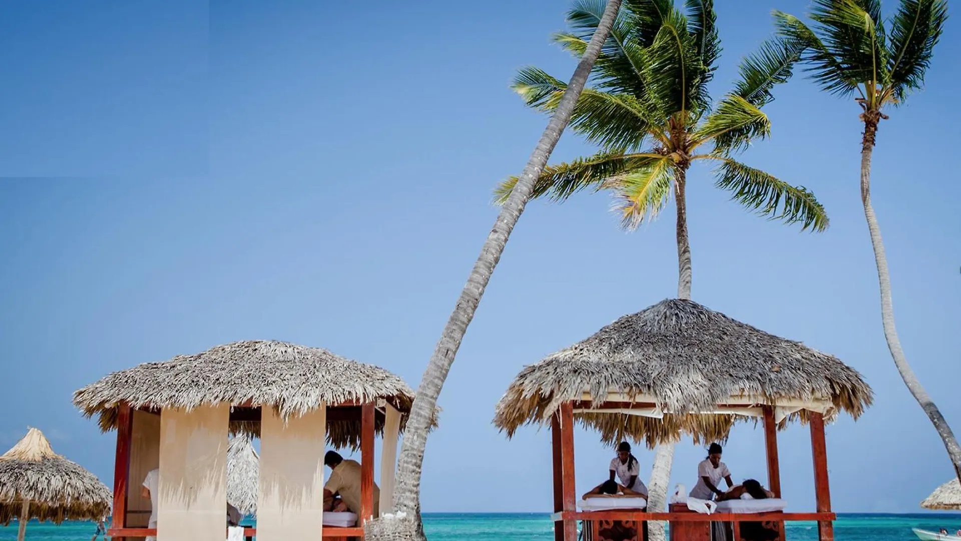 Ducassi Suites Rooftop Pool - Beach Club And Spa Punta Cana