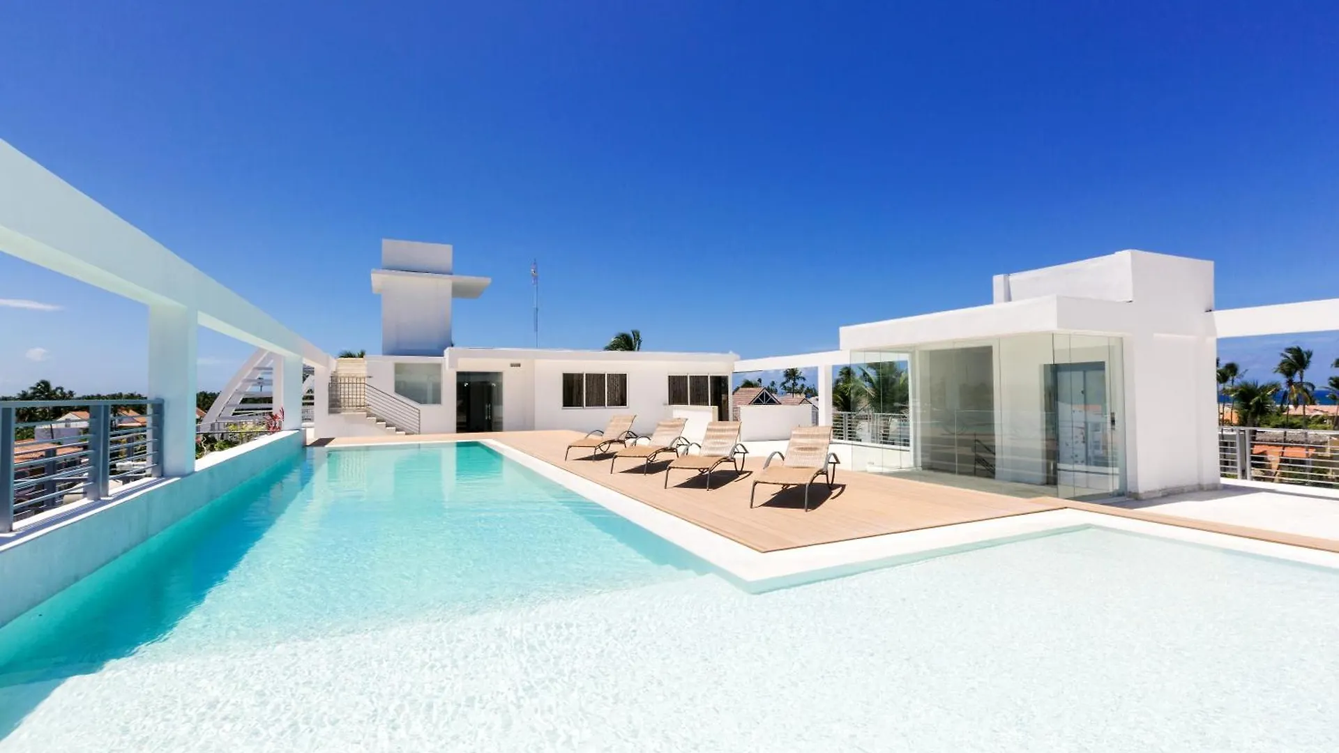 Ducassi Suites Rooftop Pool - Beach Club And Spa Πούντα Κάνα